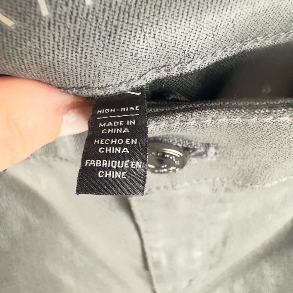 White House Black Market High-Rise Coated Gray Skinny Pants Women's size 4 NWT - Picture 14 of 16